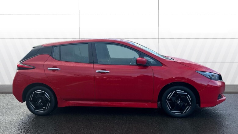 Nissan LEAF 110kW Acenta 39kWh 5dr Auto Electric Hatchback